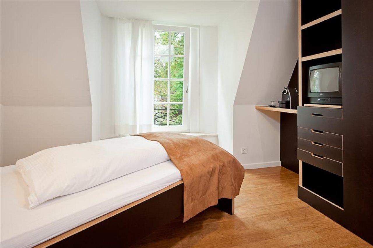 Das Gaestehaus Der Elb Lounge "Self Check In" Hamburg Exterior photo
